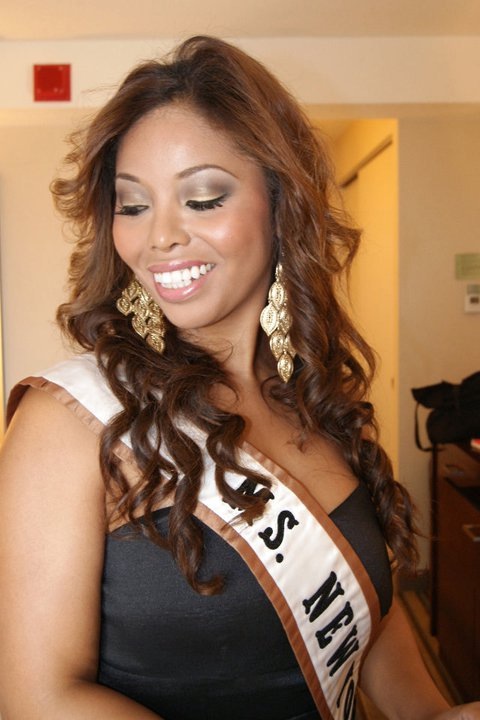 Thank you Bisi of Crystal-Eyez makeup for making me feel beautiful during the competition weekend!